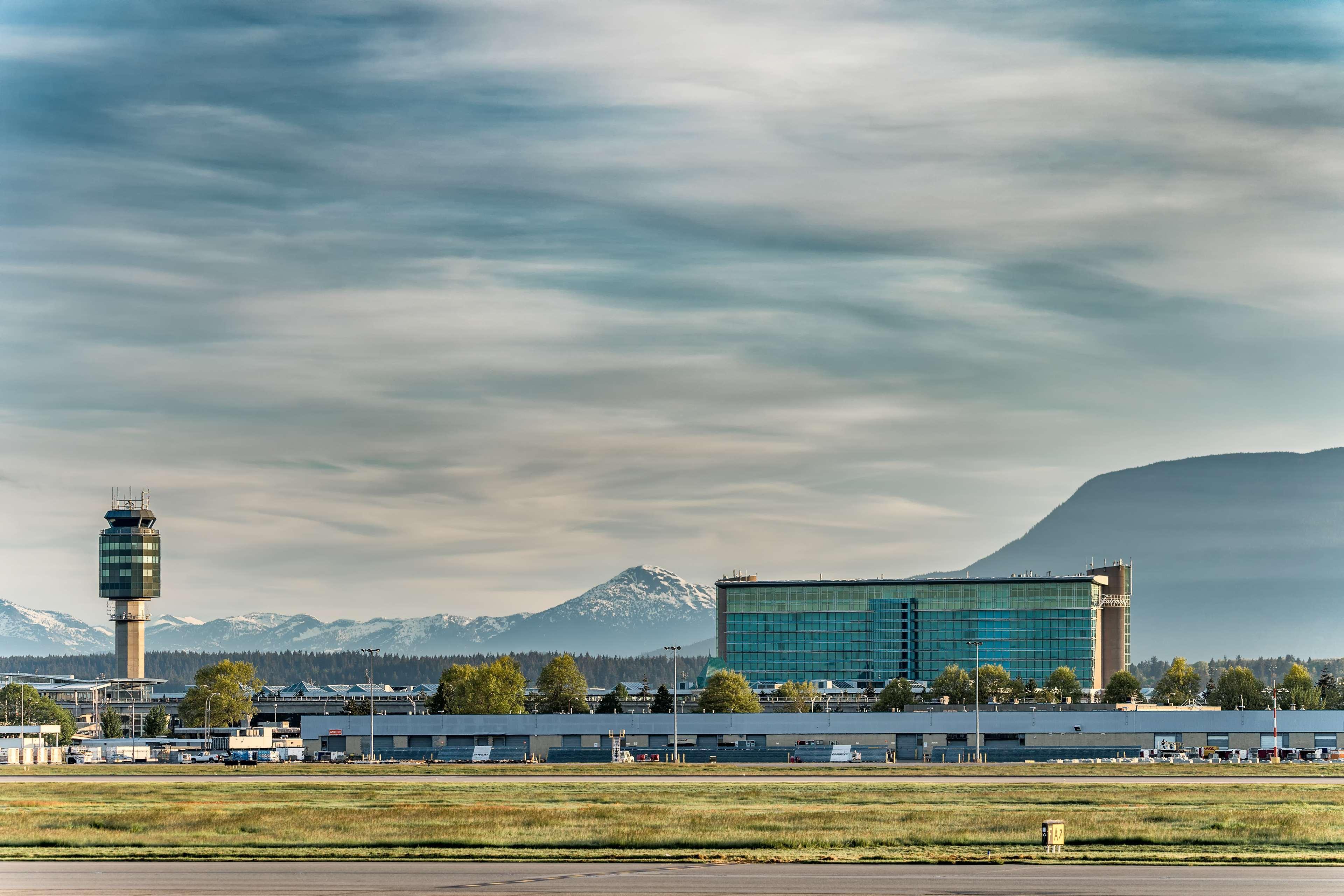 Fairmont Vancouver Airport In-Terminal Hotel Richmond Zewnętrze zdjęcie